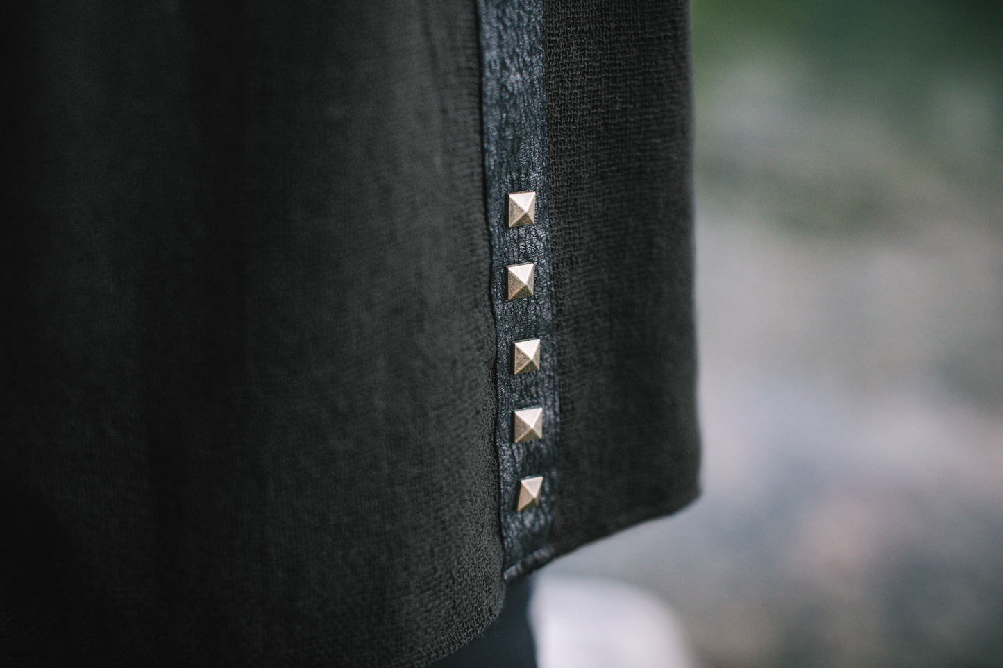 WESTE - mit Nieten und Applikation - schwarz