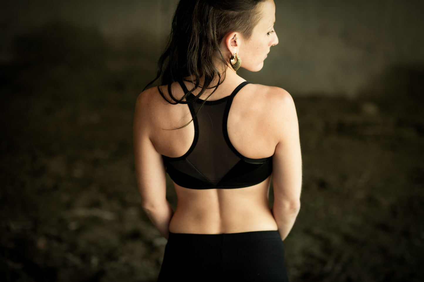 Mesh Bra - Bra Top, Bralette, Bustier, Sport BH - Racerback mit transparentem Netzstoff - schwarz