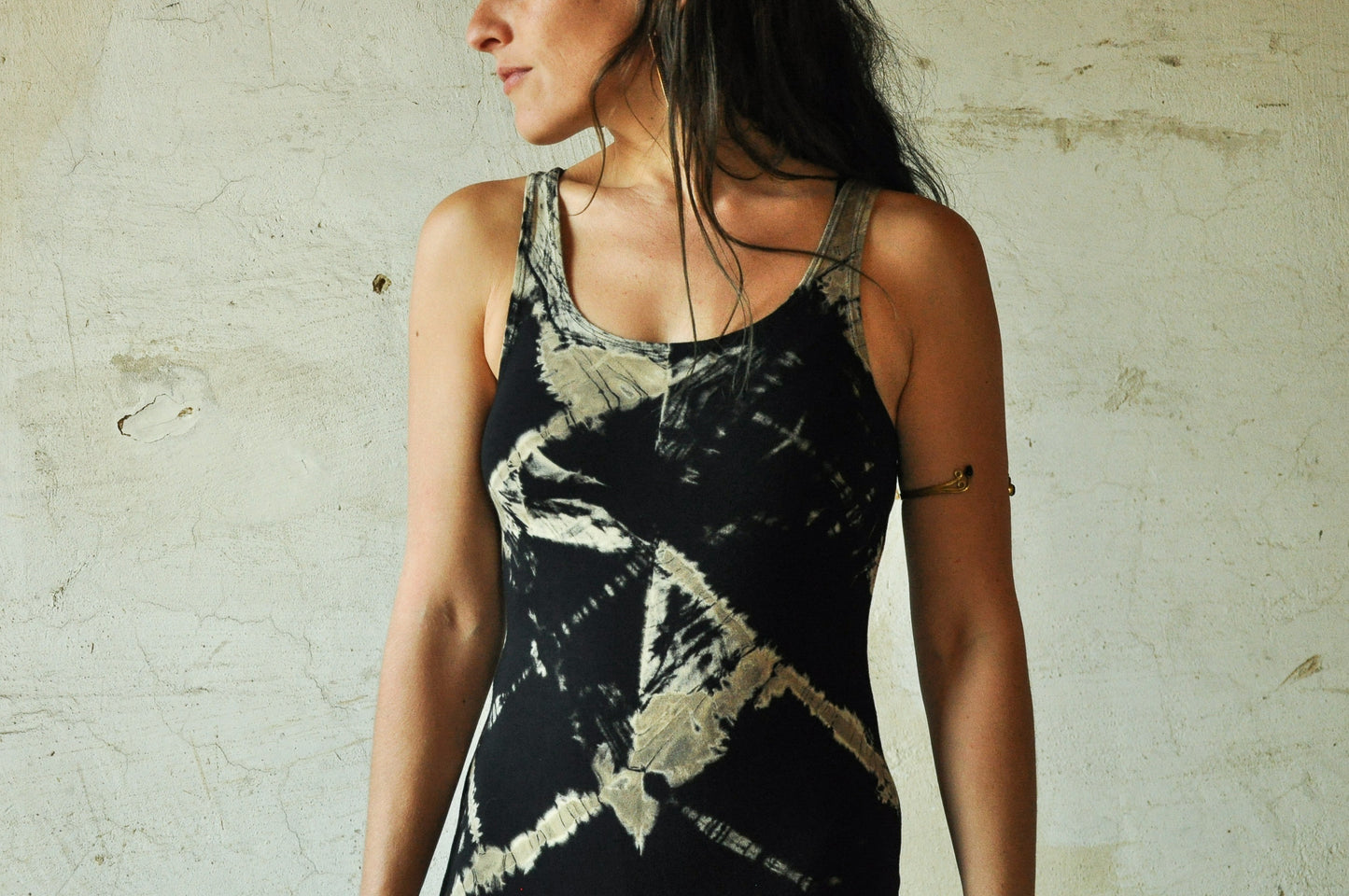 Mini dress with Tie-Dye Zig-Zag pattern - Long Top - Batik - black-gray-beige