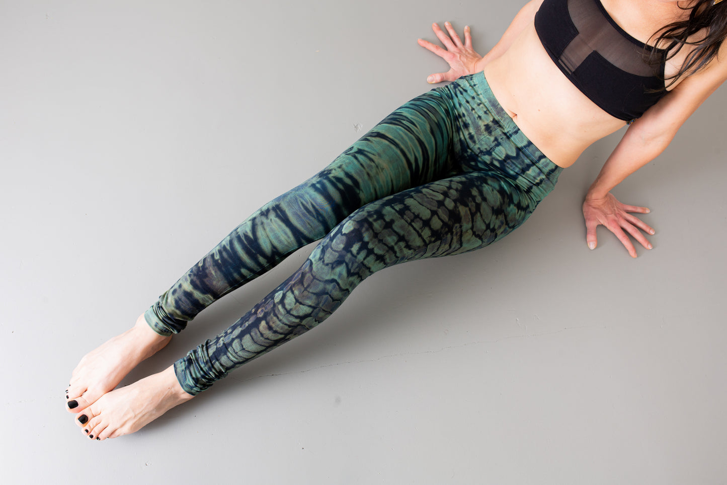 Leggings mit Tiger- und Leopardenoptik - Batik, Tie-Dye - unisex - dunkelblau-türkis