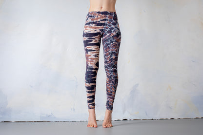 Tiger & Leopard look Leggings - Batik, Tie-Dye - unisex - brown-blue gray