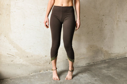 Three-quarter Leggings / Capri with Beads - brown-olive green