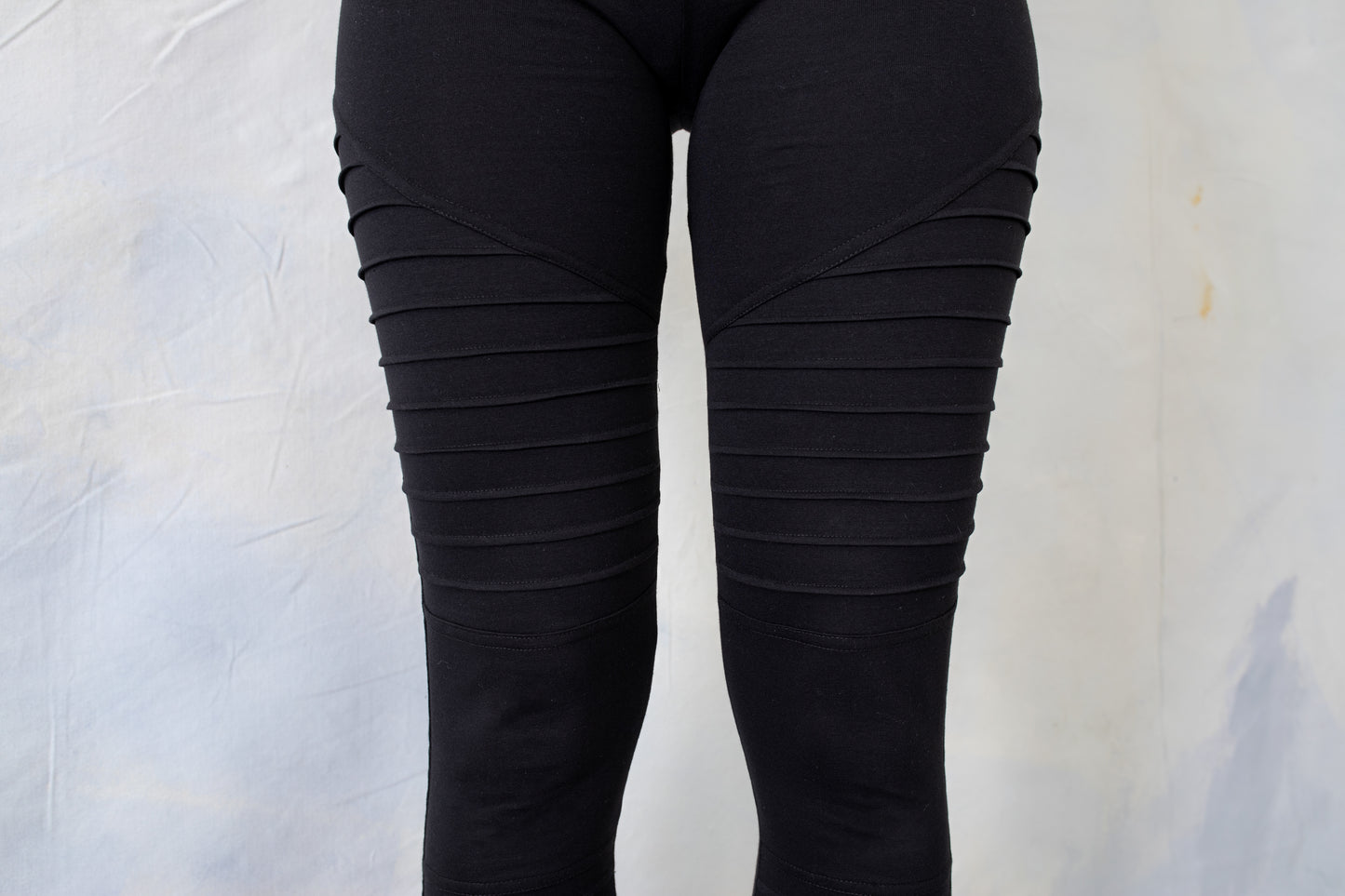 Leggings with Seam Structure - black