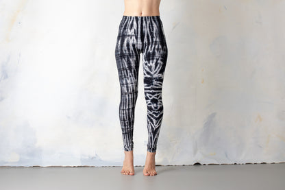 Leggings with an abstract diamond Pattern - Batik, Tie-Dye - unisex- black-gray-white