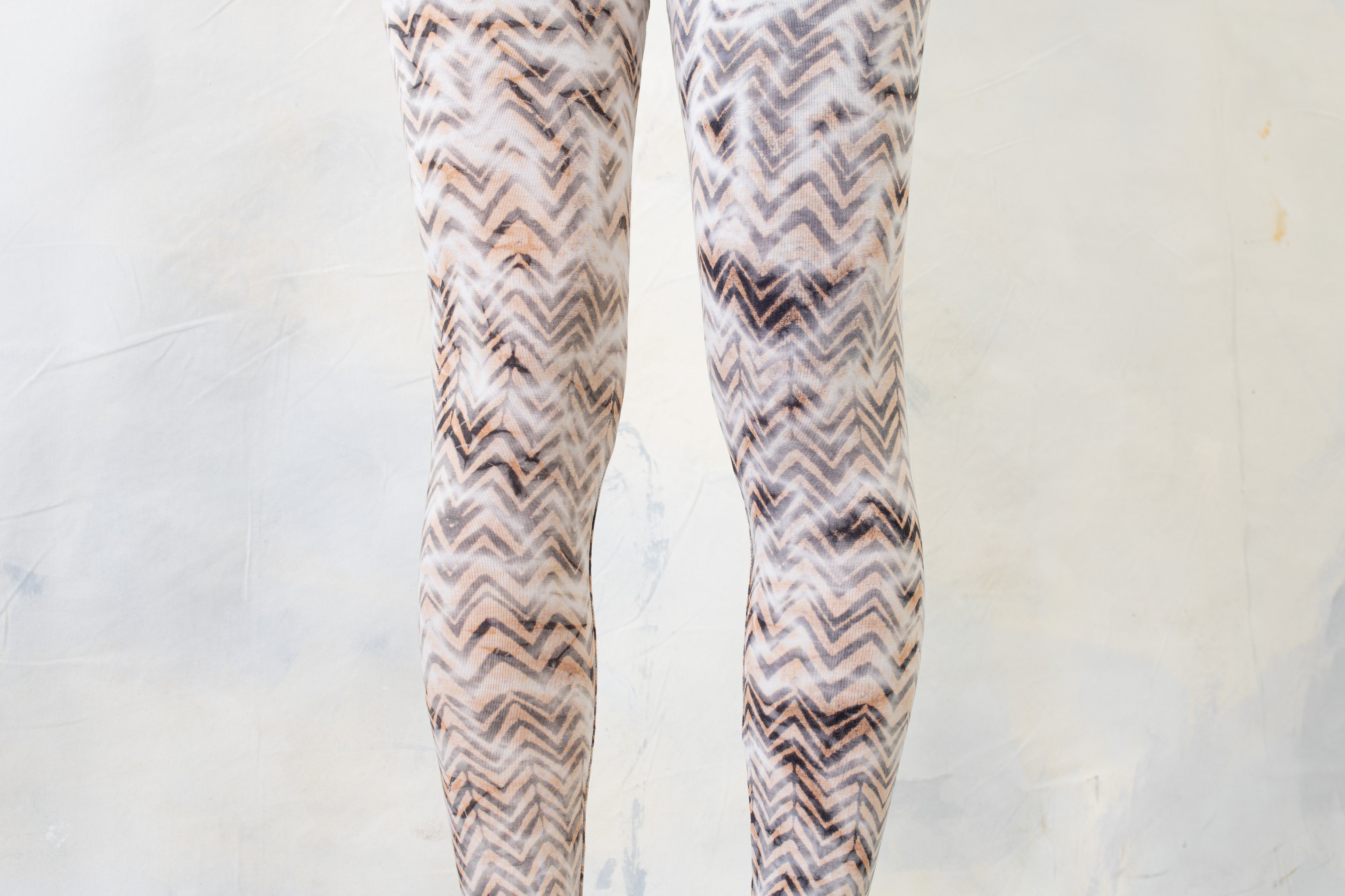 Leggings with an abstract Wave Pattern - Underwater Look - terracotta