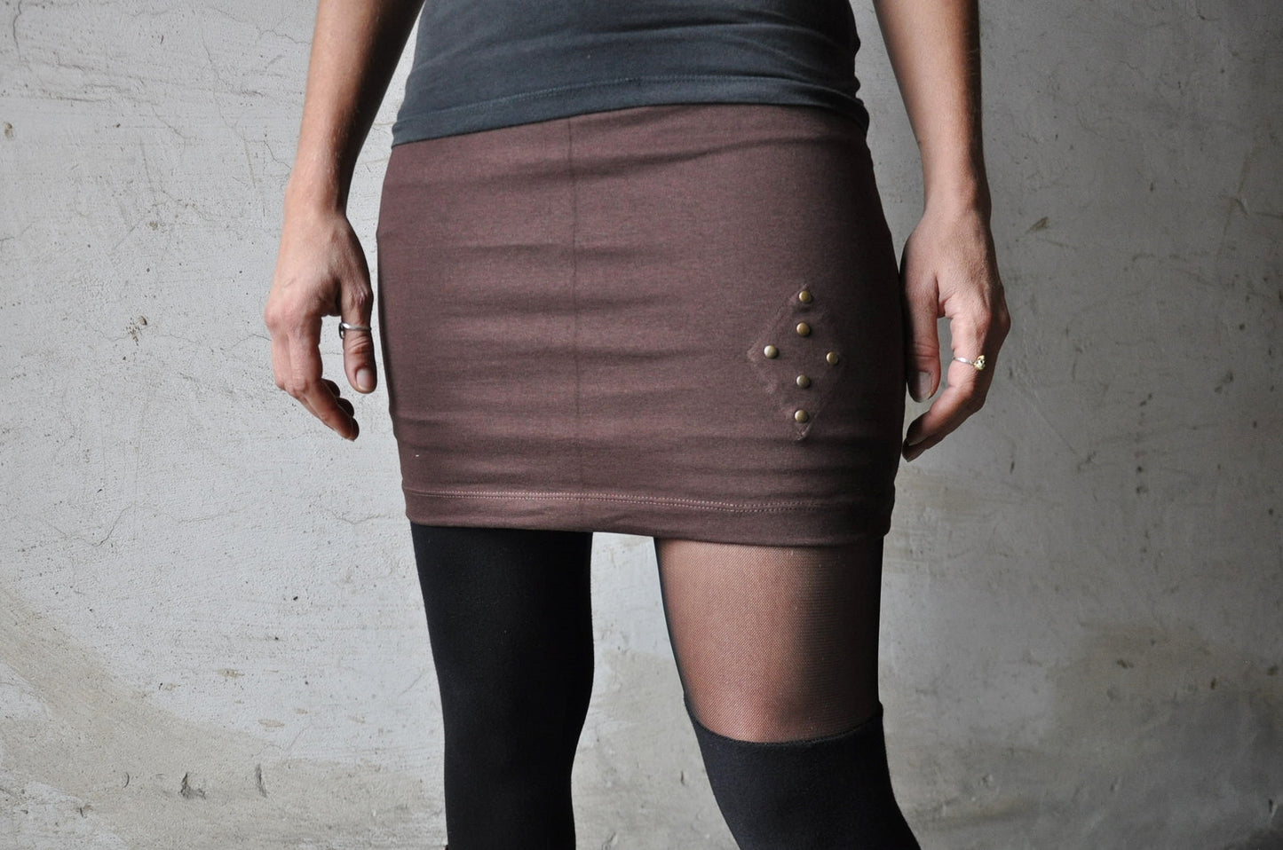 Mini Skirt - Stretch Skirt with Rivets - brown