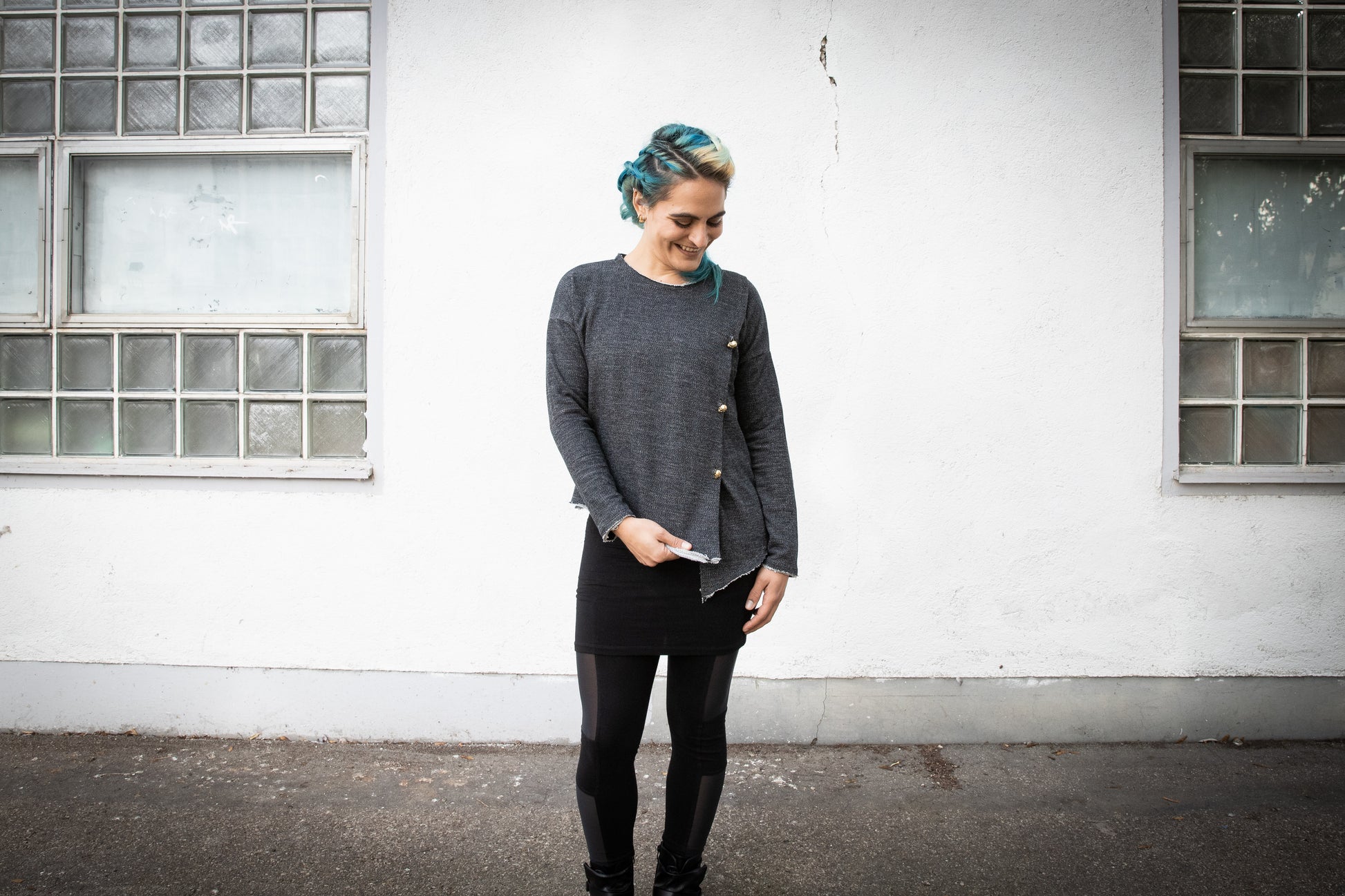 Asymmetric Sweater with Skull Buttons dark gray S