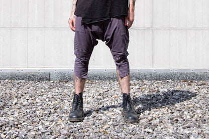 Baggy Pants - Overknee Shorts with Deep Crotch and Seam Structure - lavender-gray