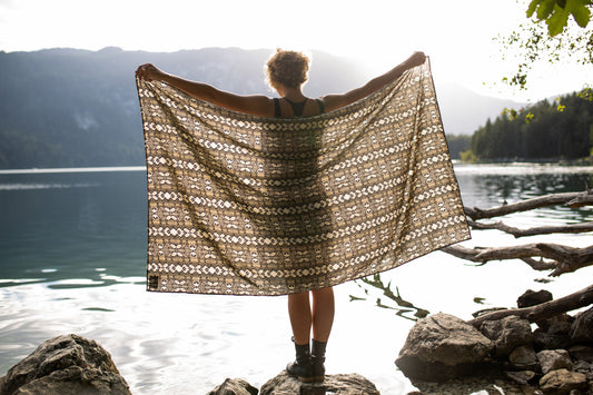 Sarong - Pareo - Festivaltuch, Wickeltuch - mit Schlangenmuster - beige-sandfarben