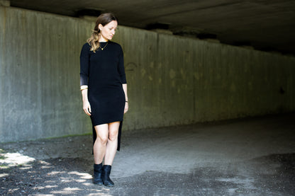 Knitted Dress - Pullover Dress with Three-Quarter Sleeves - black