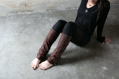 Light-Weighted Leg Warmers - with floral Lace - brown