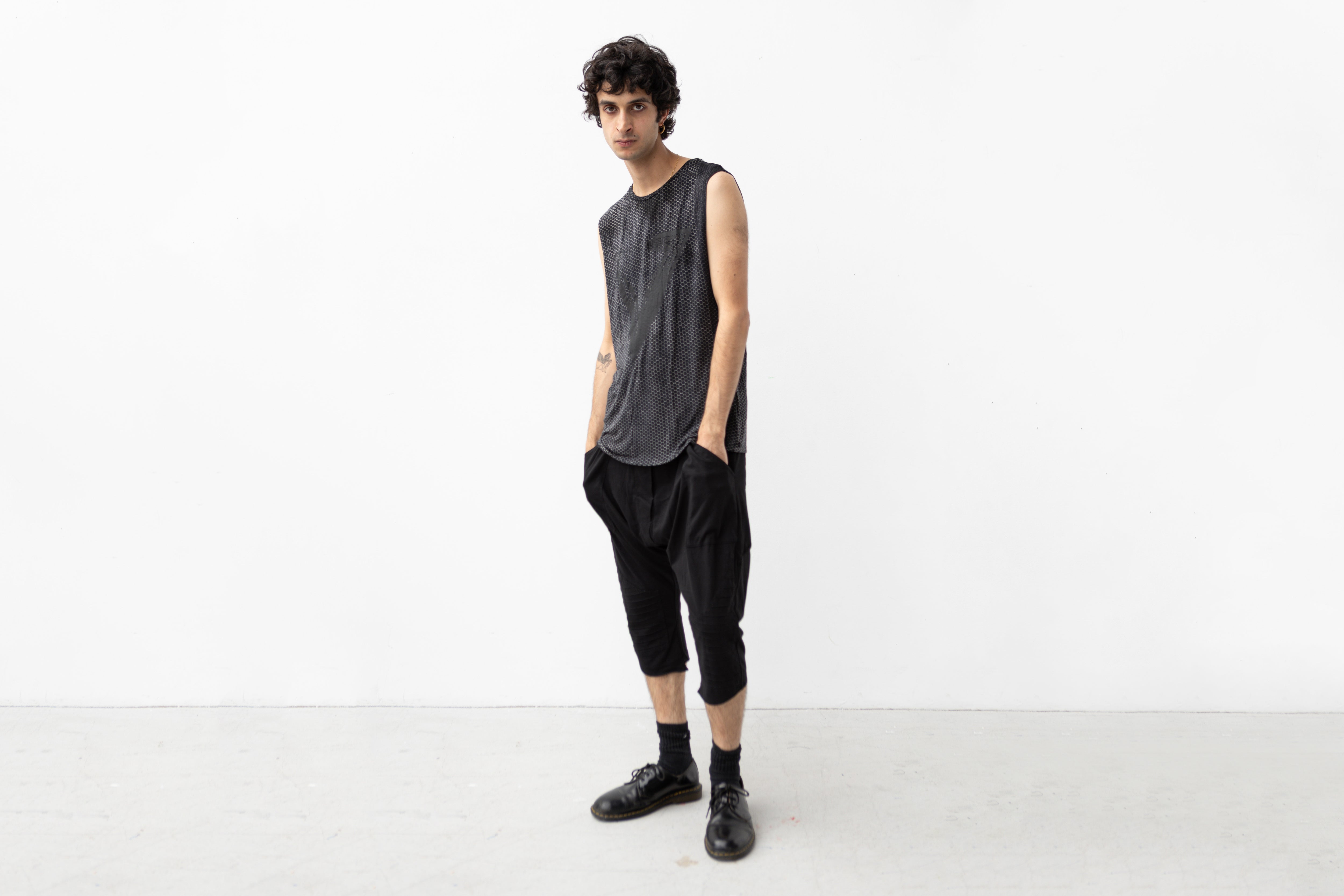 Tanktop mit Dreieck-Print und Hexagon-Muster - schwarz-beige-grau