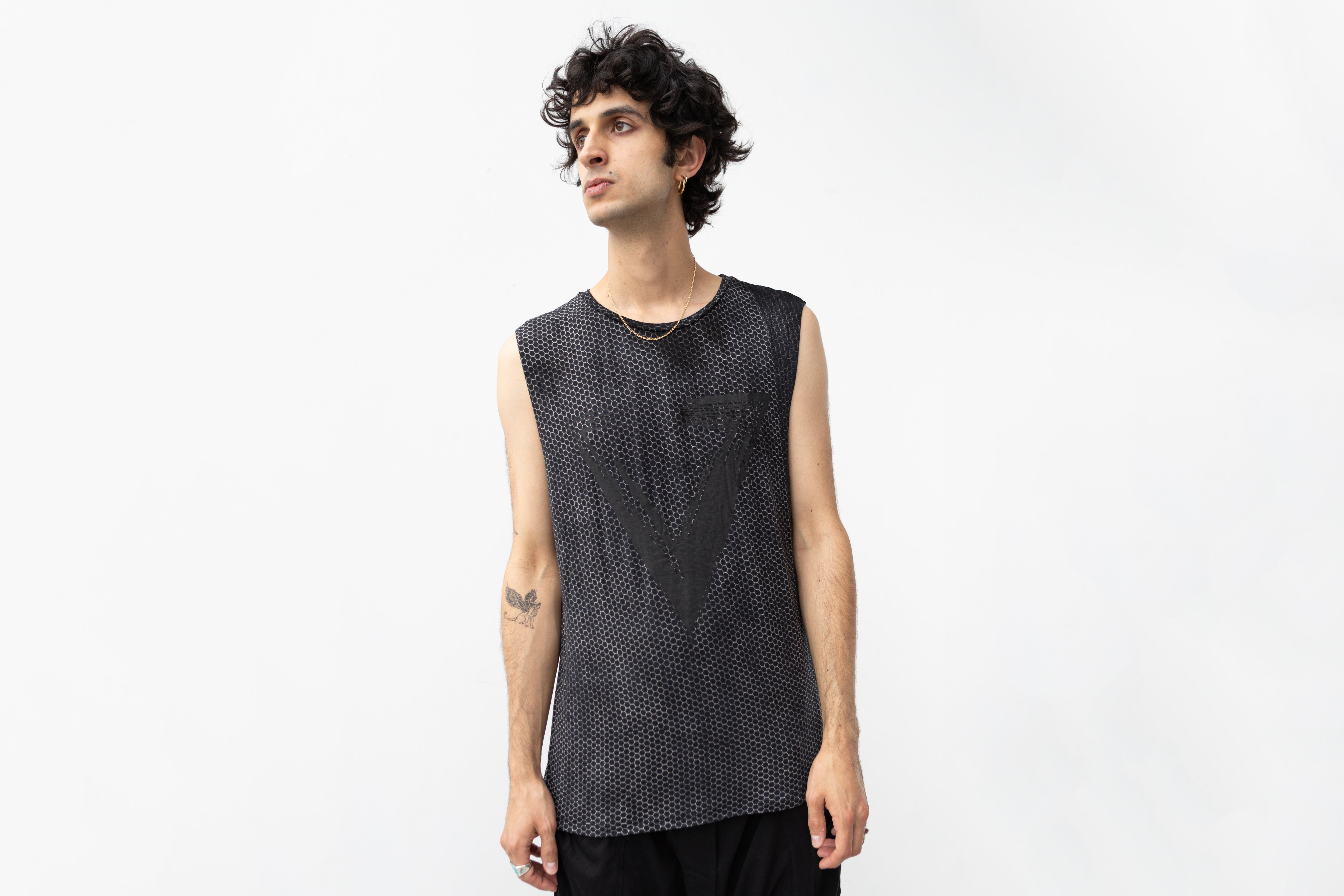 Tanktop mit Dreieck-Print und Hexagon-Muster - schwarz-beige-grau