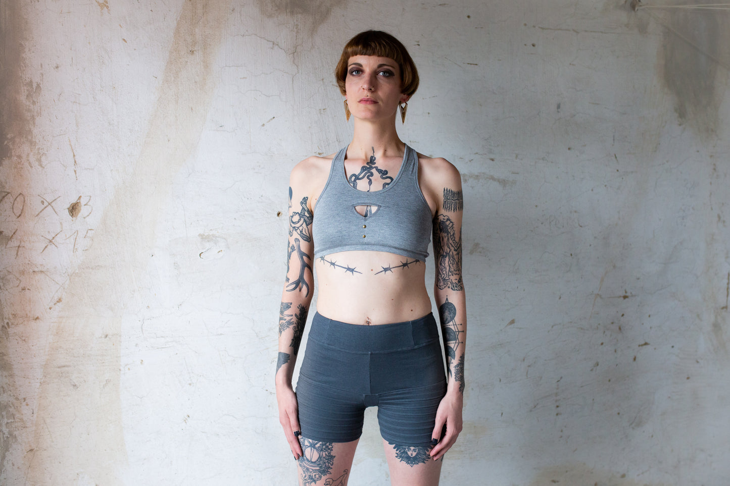 Racerback Bra Top, Sports Bra, Bustier, Yoga Top - with Rivets and Cut-Out Triangles - gray