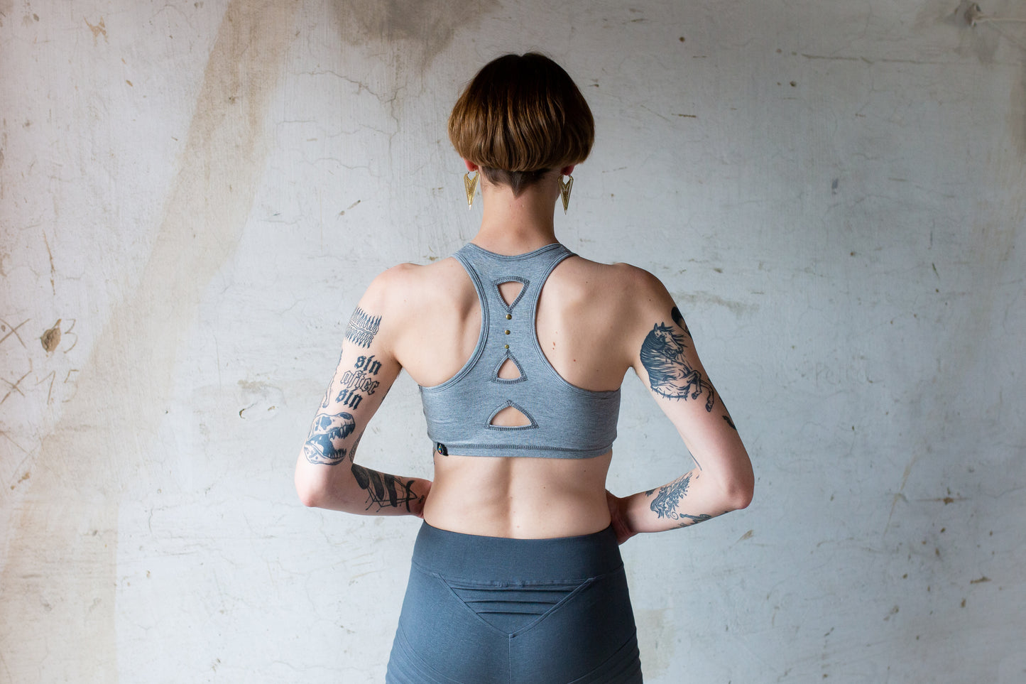 Racerback Bra Top, Sports Bra, Bustier, Yoga Top - with Rivets and Cut-Out Triangles - gray