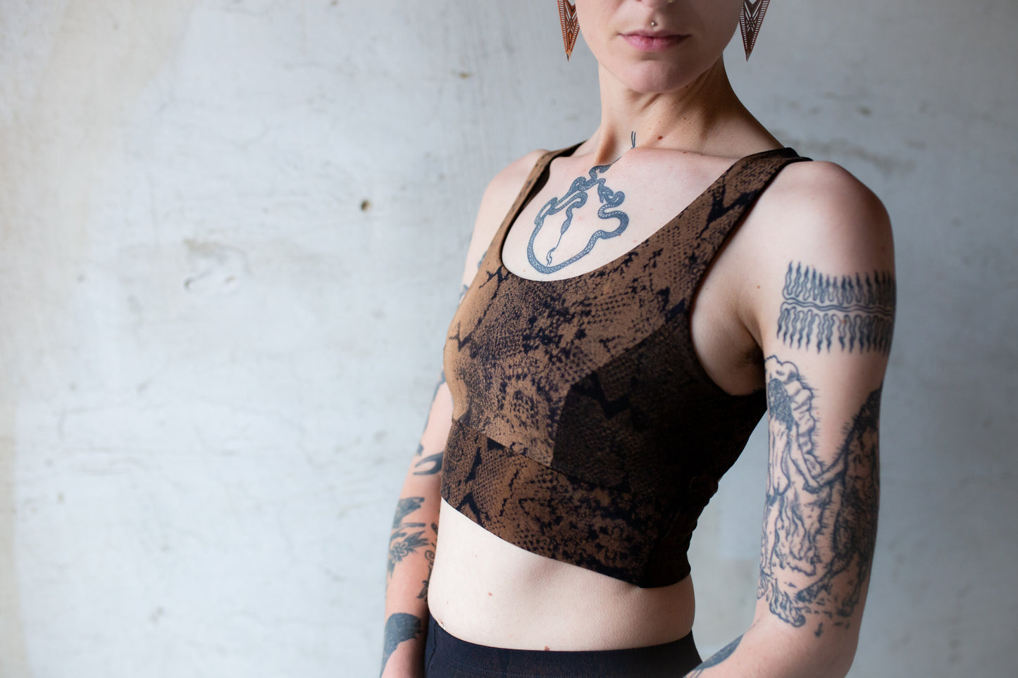 Yoga Bra - Bra Top, Bralette, Bustier - with Snake Pattern - brown-orange-apricot