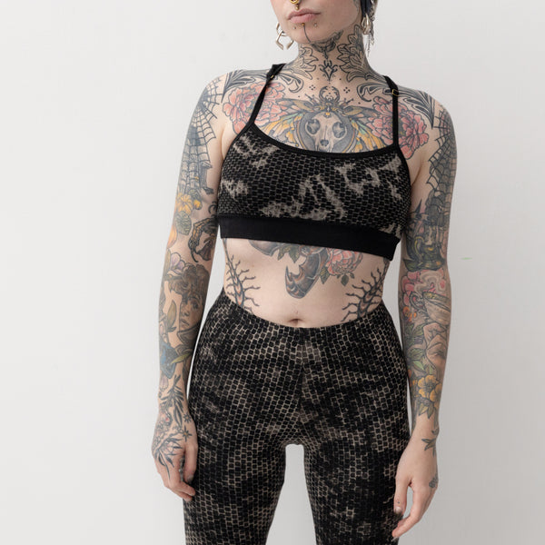 Batik Bustier - abstrakte Ziegelsteine - smokey - schwarz-beige-grau