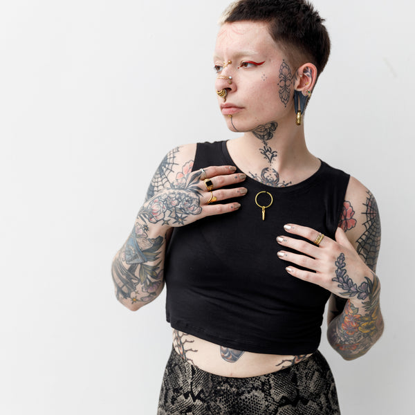 Short Top with Brass Element - black