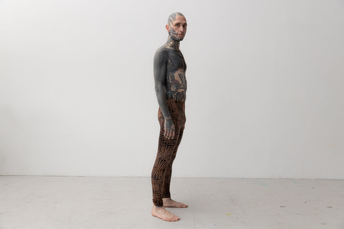 Leggings mit abstraktem Alligator-Muster - unisex - rostbraun-apricot