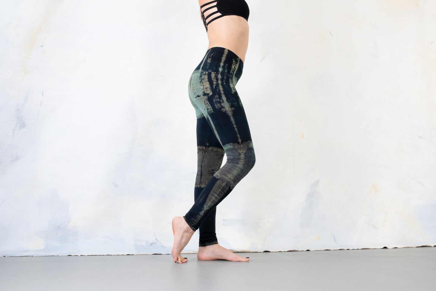 Leggings with abstract batik pattern - Garage, Grunge - Batik, Tie-Dye - unisex - dark blue-turquoise