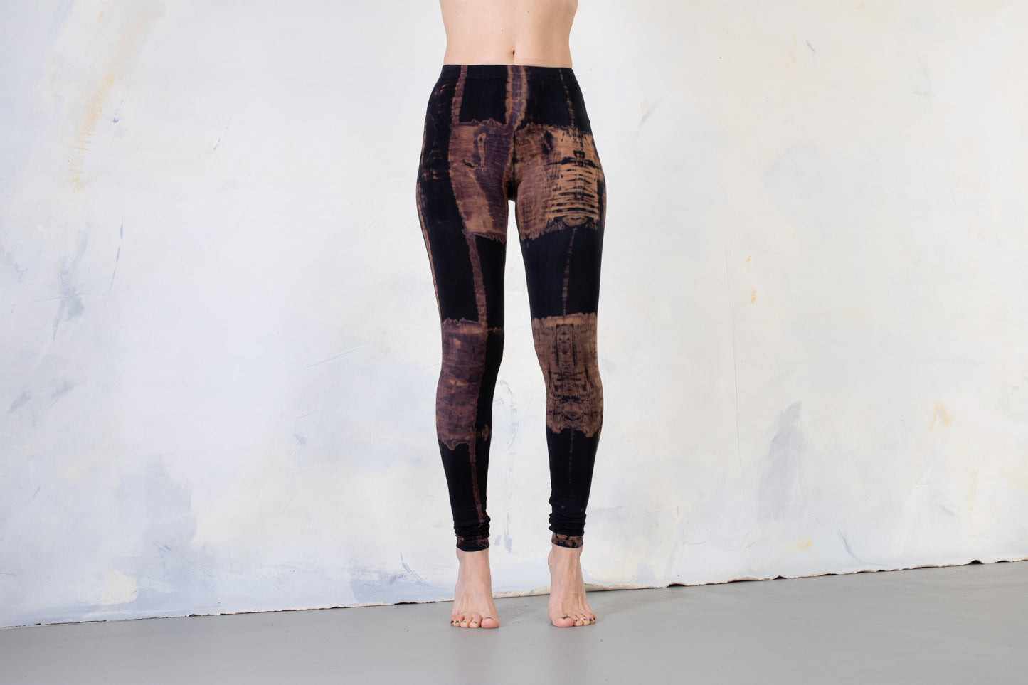 Leggings with abstract batik pattern - Garage, Grunge - Batik, Tie-Dye - unisex - orange-purple