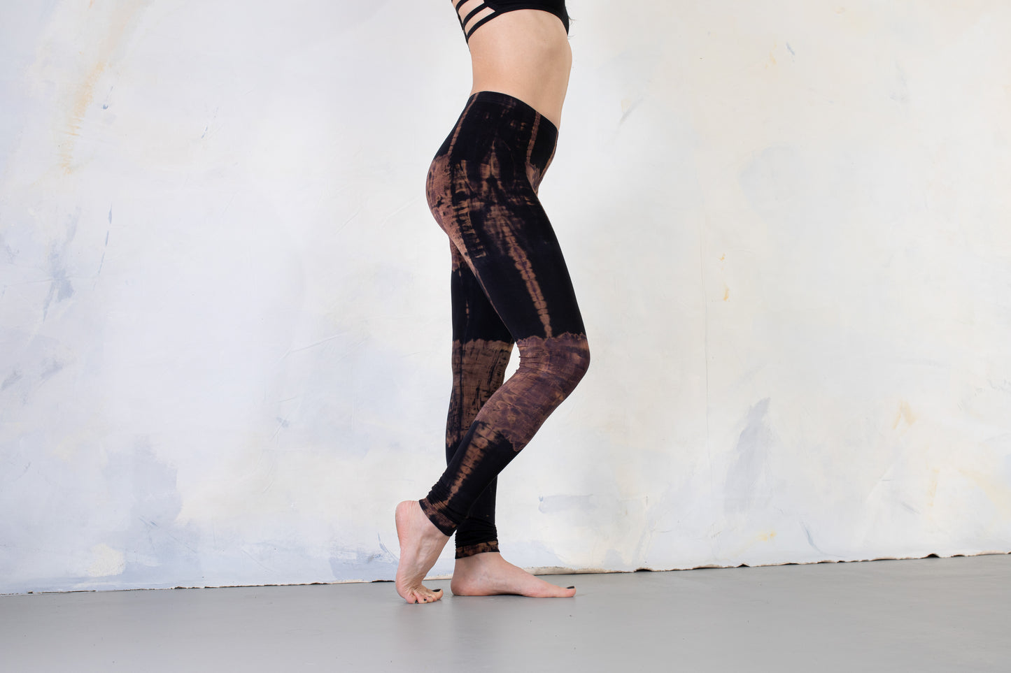 Leggings mit abstraktem Batikmuster - Garage, Grunge - Batik, Tie-Dye - unisex - purpur-apricot