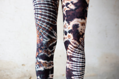 Leggings with an abstract floral Pattern - Batik, Tie-Dye - unisex - beige-brown-jeansblue