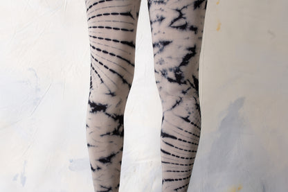 Leggings with an abstract floral Pattern - Batik, Tie-Dye - unisex - indigo, beige-blue