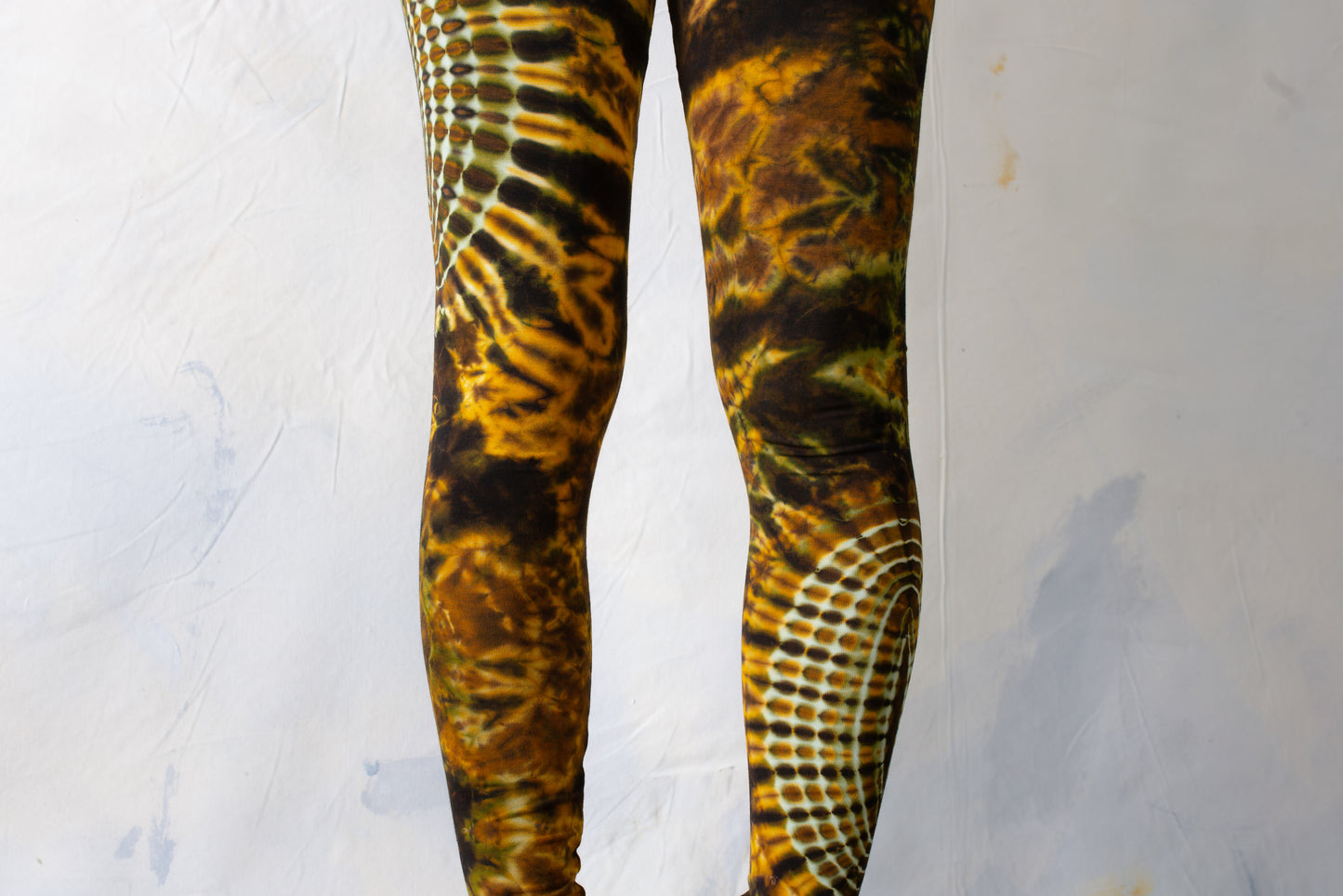 Leggings with an abstract floral Pattern - Batik, Tie-Dye - unisex - mustard brown