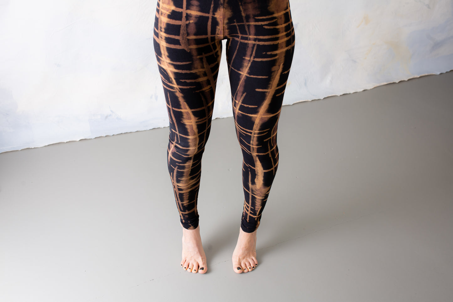 Leggings with Punky Scribble Pattern - Screen Printing, Tie-Dye - unisex - brown-orange-apricot