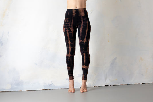 Leggings mit punky Kritzi-Kratzi Muster - Siebdruck, Batik, Tie-Dye - unisex - braun-orange-apricot