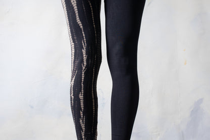 Leggings with Reptile Pattern - Batik, Tie-Dye - unisex - black-gray-beige
