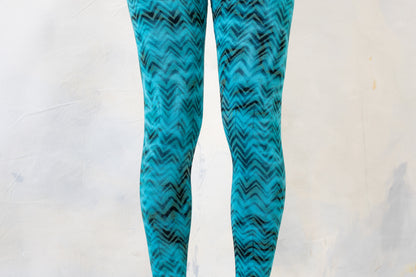 Leggings mit abstraktem Wellenmuster - Unterwasseroptik - blau-grün