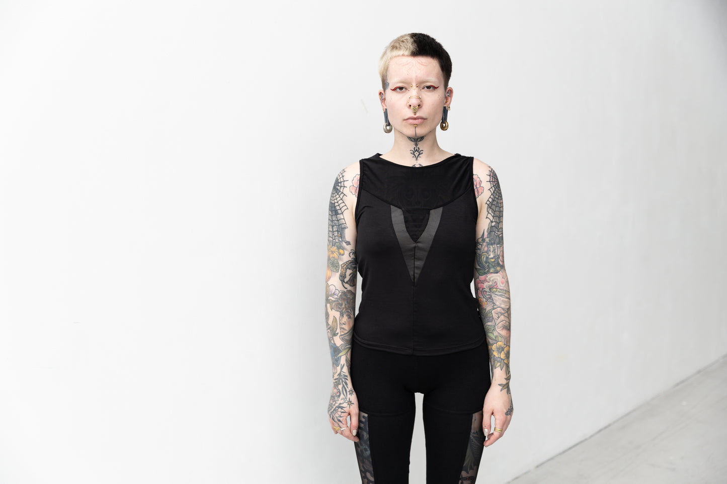 Mesh Top - slightly see-through, with Shiny Detail - black