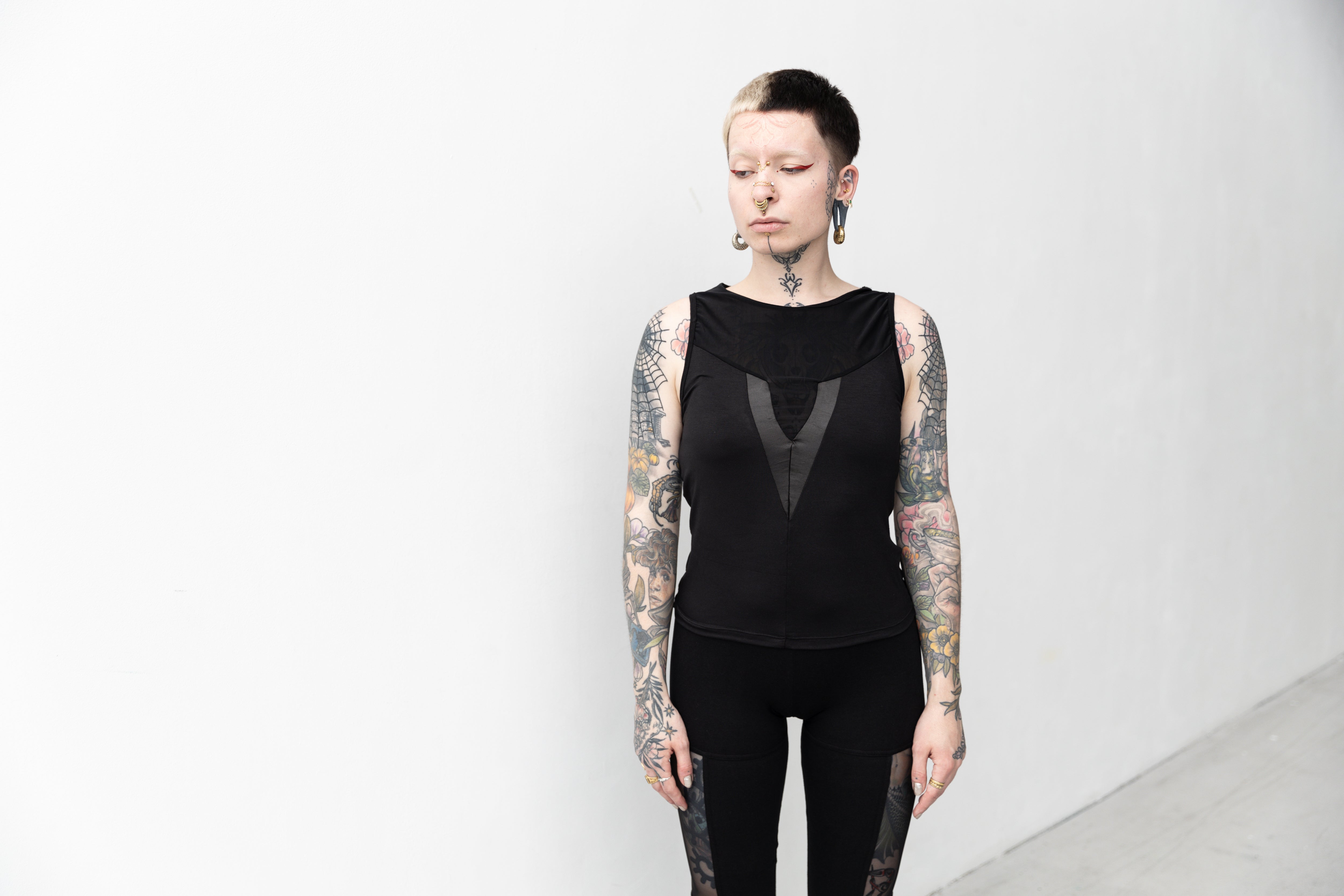 Mesh Top - slightly see-through, with Shiny Detail - black