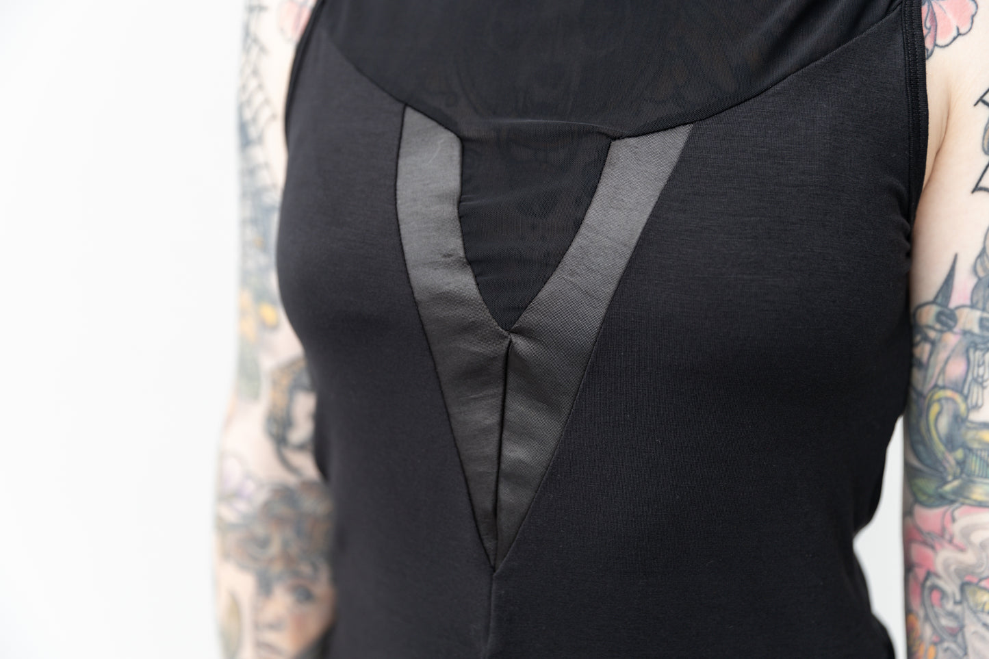 Mesh Top - slightly see-through, with Shiny Detail - black