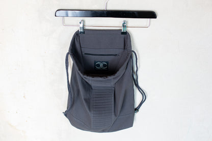 Rucksack - Beutel aus Baumwolle mit Nähten - grau