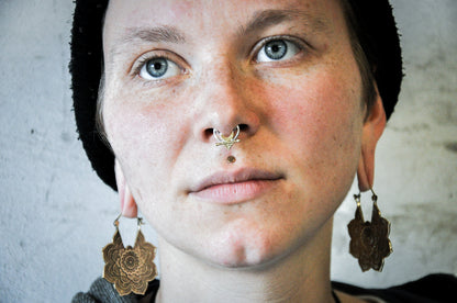 Septum with Moon Element - small Earring - Brass and Silver