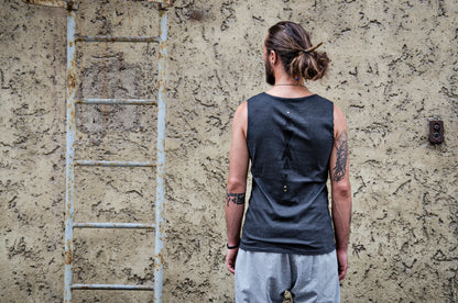 Tank top  - Seeveless Shirt - handprinted, with Rivets - gray