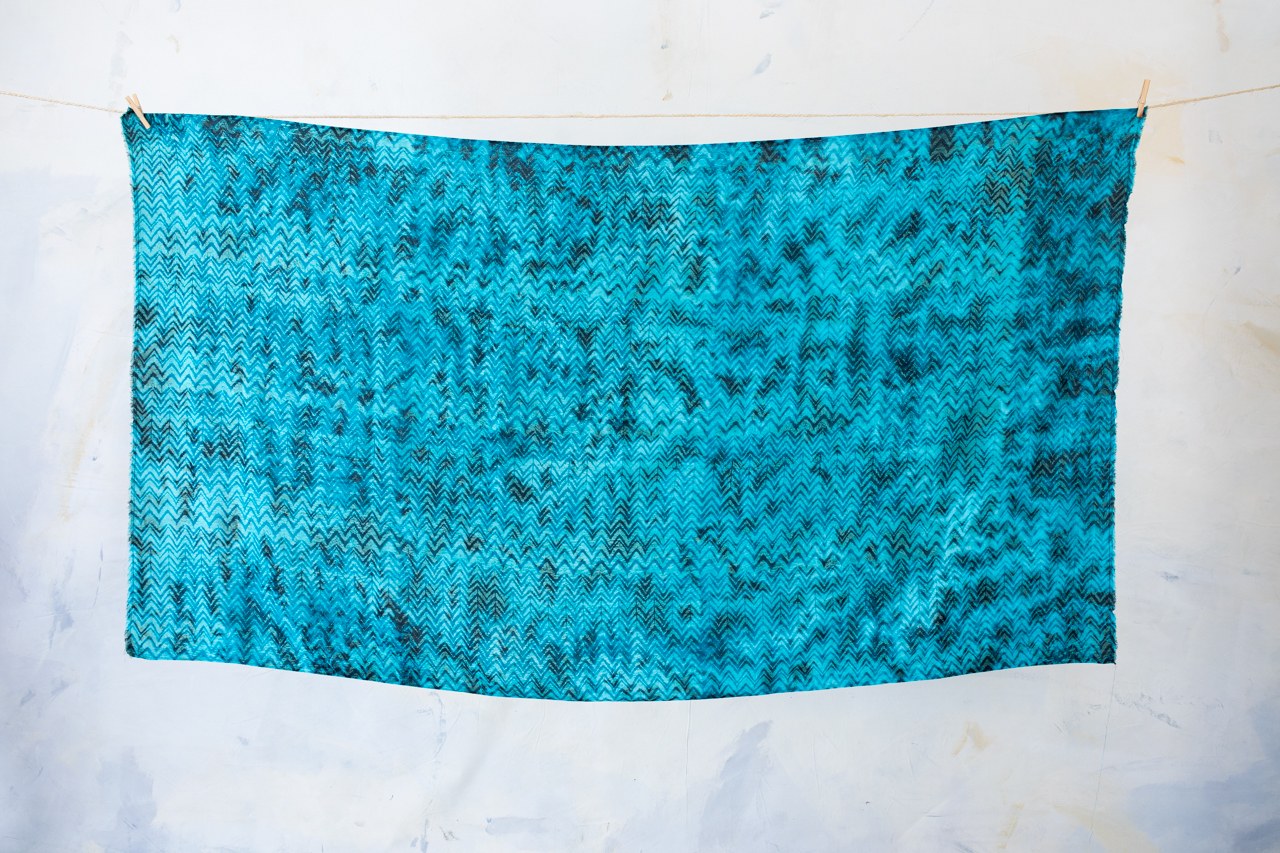 SARONG mit abstraktem WELLENMUSTER - Unterwasseroptik - Pareo, Tuch, Schal - Batik, Blockprint - blau-grün-braun