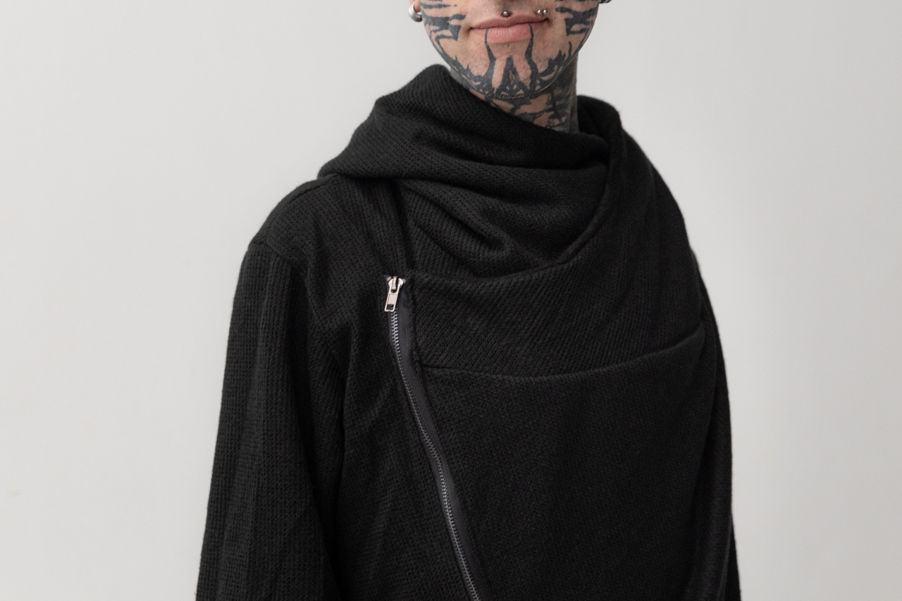 CARDIGAN - Knitted Coat, with diagonal zipper and hood - black