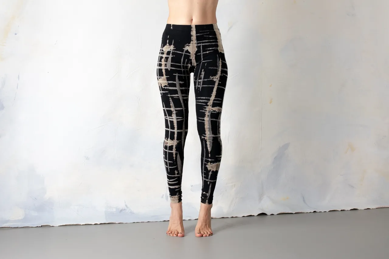 LEGGINGS With an Abstract Alligator Pattern Unisex Black-gray